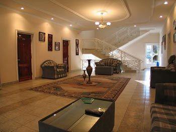 Club 777 Hotel Fargʻona Buitenkant foto